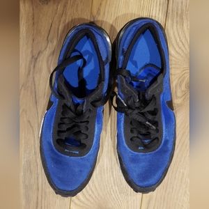 NIKE Kids Sneakers. Size 6.5. Blue and black. Lightly worn.